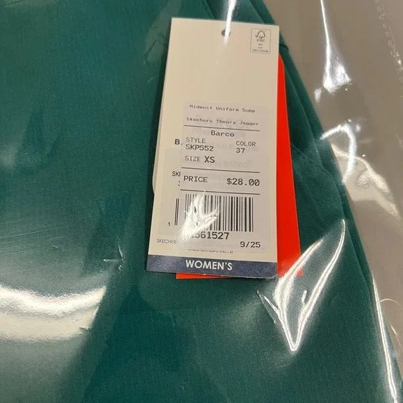 NWT Sketchers Hunter Green Jogger Scrub Pants Multi Sizes - Picture 10 of 13